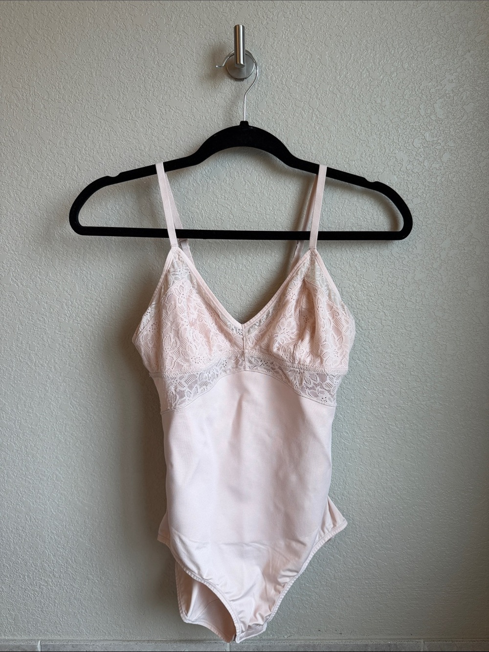 Maidenform Women's Tame Your Tummy Lace Bodysuit